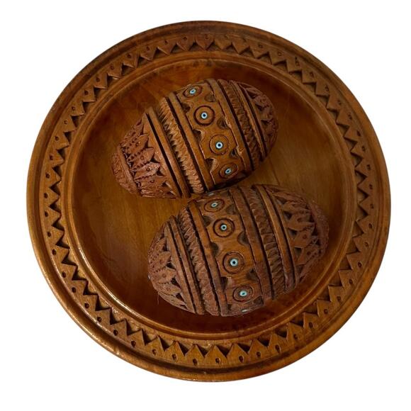 Ukranian Pysanka Wooden 2 Wooden Eggs on wooden matching plate - Picture 5 of 11